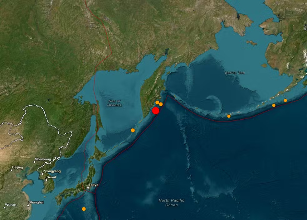 Por que barcos deixam o litoral durante alertas de tsunami? Entenda o que aconteceu no Havaí